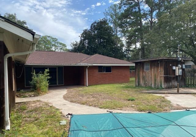 1002 S College Avenue, Cleveland, TX 77327