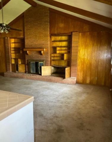 1002 S College Avenue, Cleveland, TX 77327