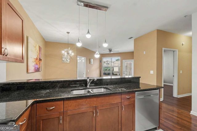 870 Mayson Turner Road 1311, Atlanta, GA 30314