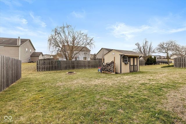 8457 Templederry Drive, Brownsburg, IN 46112