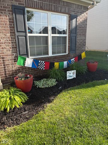 8457 Templederry Drive, Brownsburg, IN 46112