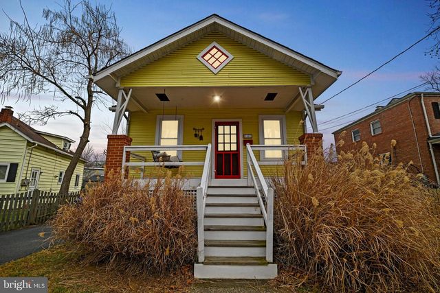 2403 BURKE AVE, Alexandria, VA 22301