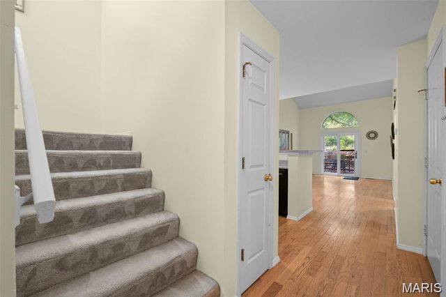 1227 Big Bend Crossing Drive, Manchester, MO 63088