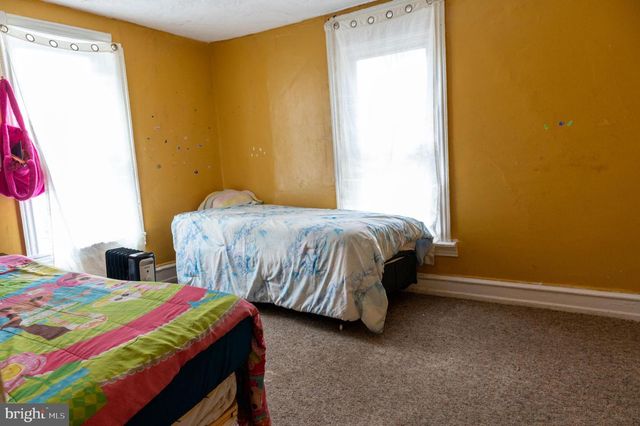 835 E CHELTEN AVE, Philadelphia, PA 19138