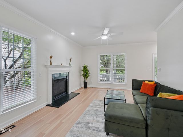 8424 Eagle View Drive, Durham, NC 27713