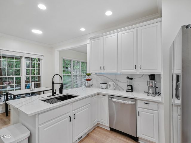 8424 Eagle View Drive, Durham, NC 27713