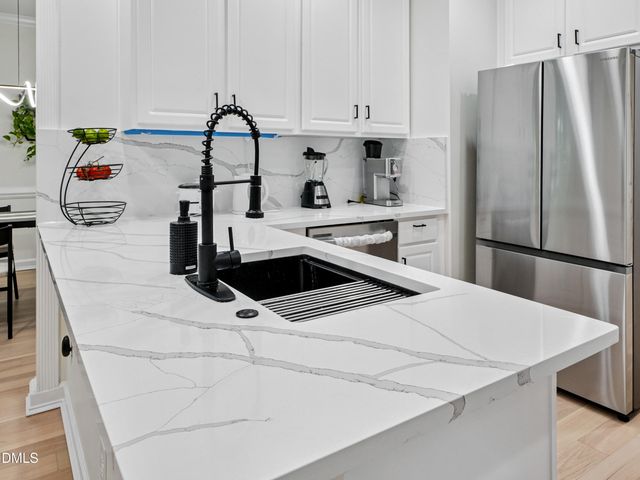 8424 Eagle View Drive, Durham, NC 27713