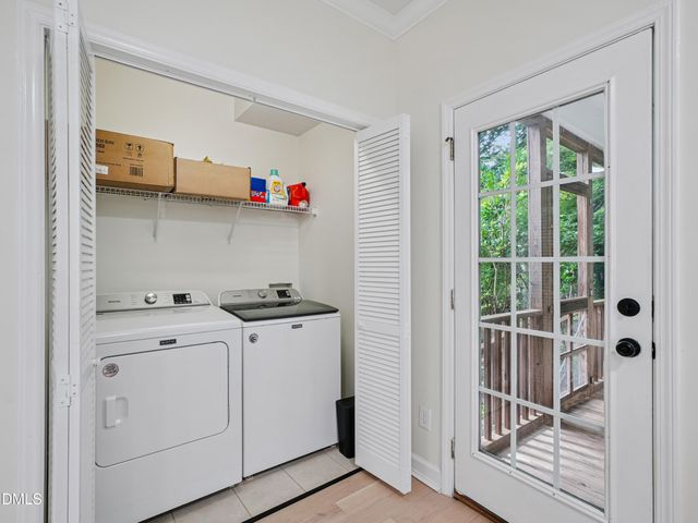 8424 Eagle View Drive, Durham, NC 27713