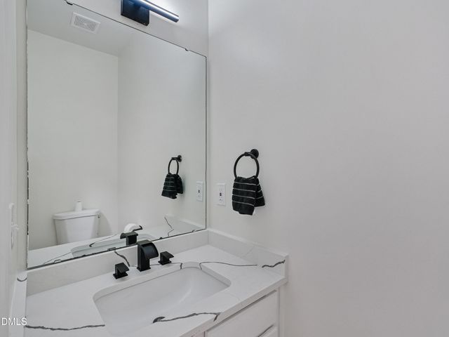 8424 Eagle View Drive, Durham, NC 27713