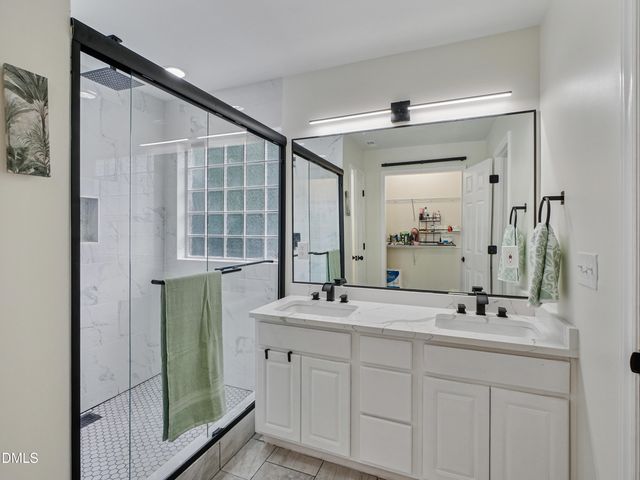 8424 Eagle View Drive, Durham, NC 27713