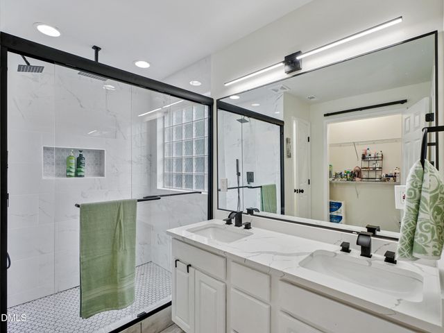 8424 Eagle View Drive, Durham, NC 27713