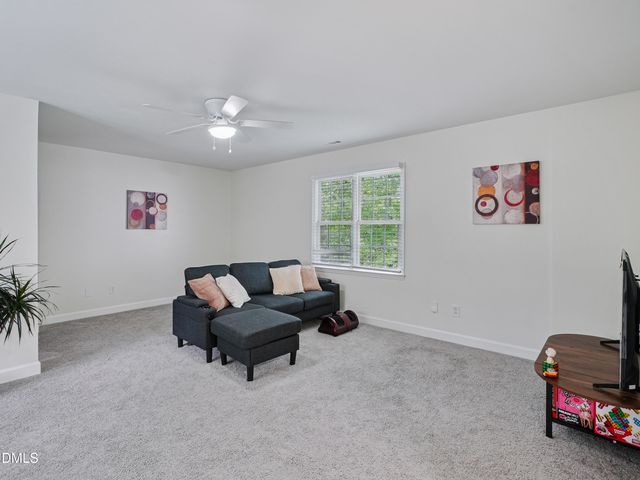 8424 Eagle View Drive, Durham, NC 27713