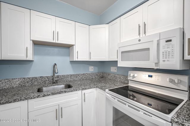 2020 N Atlantic Avenue S 102-N, Cocoa Beach, FL 32931