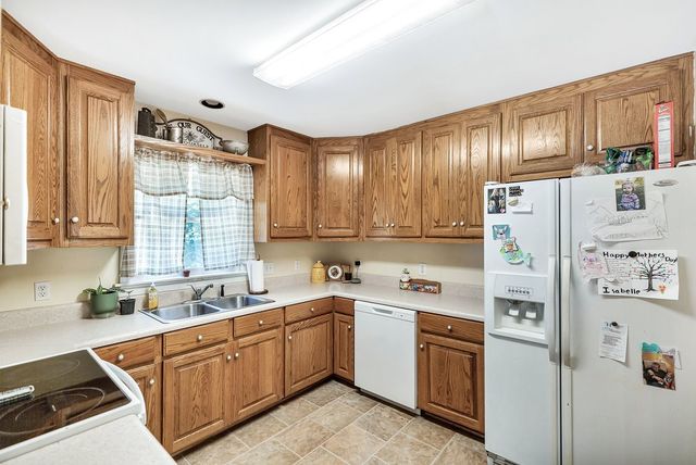 102 Stonewall Court, Seneca, SC 29678