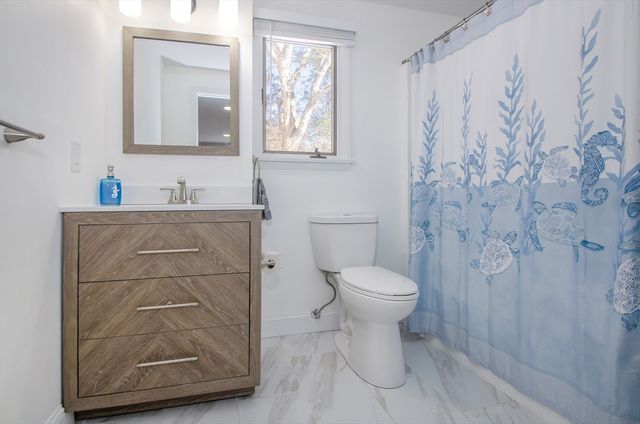 56 Acushnet Road, Mattapoisett, MA 02739