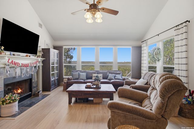 309 County Road 2751, Mico, TX 78056