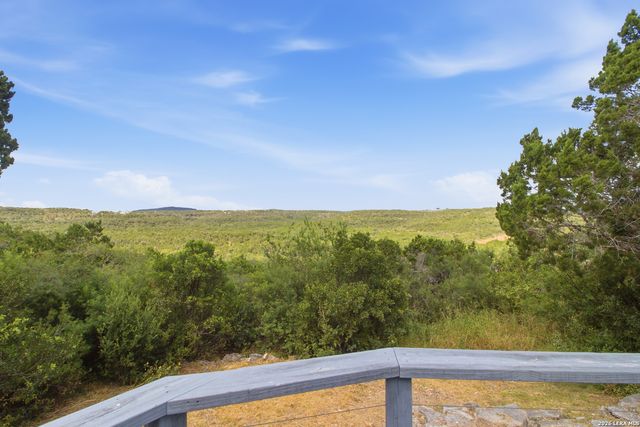 309 County Road 2751, Mico, TX 78056