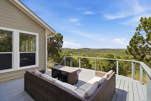 309 County Road 2751, Mico, TX 78056