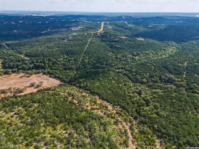 309 County Road 2751, Mico, TX 78056