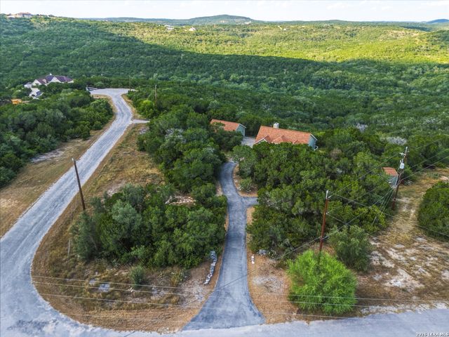 309 County Road 2751, Mico, TX 78056