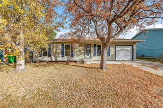 3352 S Holland Way, Lakewood, CO 80227