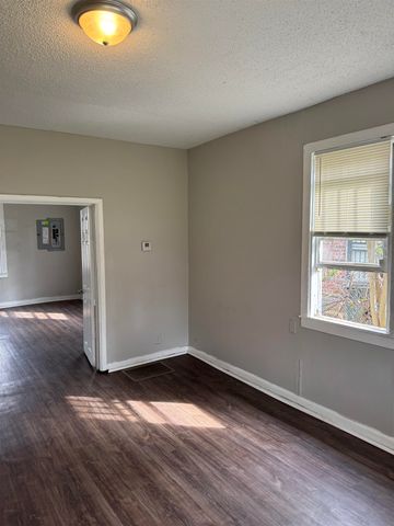 2716 DEADRICK AVE, Memphis, TN 38114