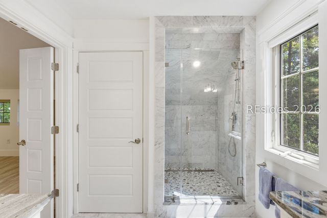 37 Anchor Cove Ct, Bluffton, SC 29910