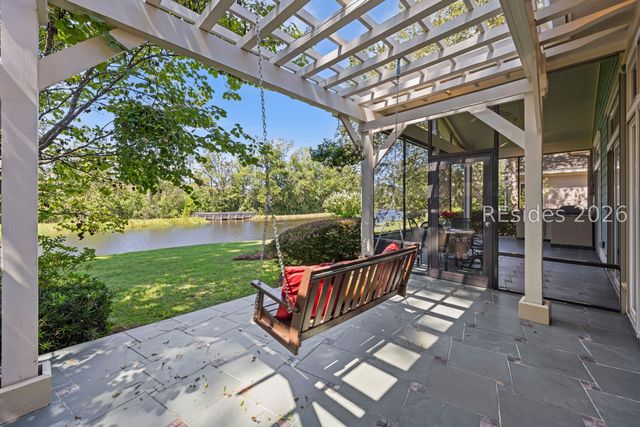 37 Anchor Cove Ct, Bluffton, SC 29910