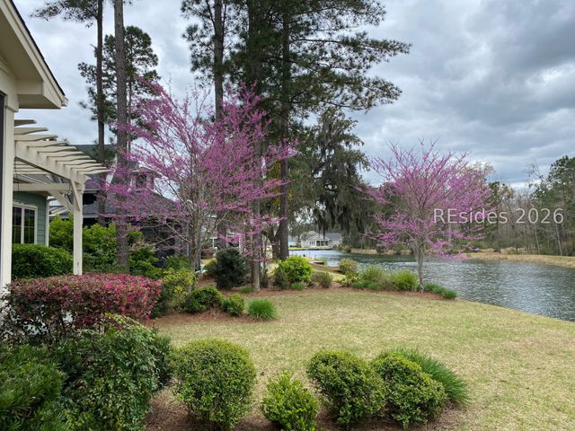 37 Anchor Cove Ct, Bluffton, SC 29910