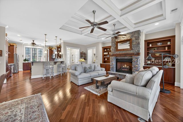 37 Anchor Cove Ct, Bluffton, SC 29910