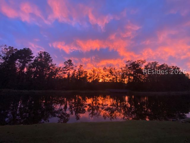 37 Anchor Cove Ct, Bluffton, SC 29910