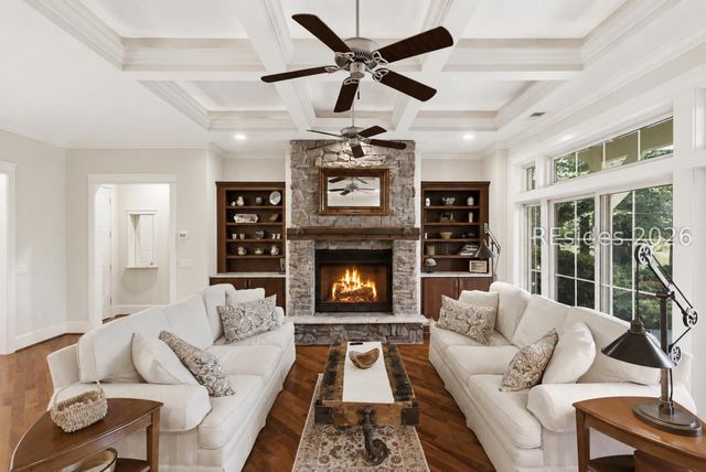 37 Anchor Cove Ct, Bluffton, SC 29910