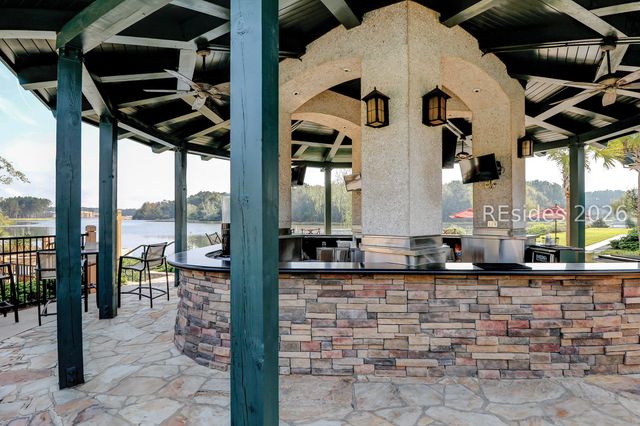 37 Anchor Cove Ct, Bluffton, SC 29910