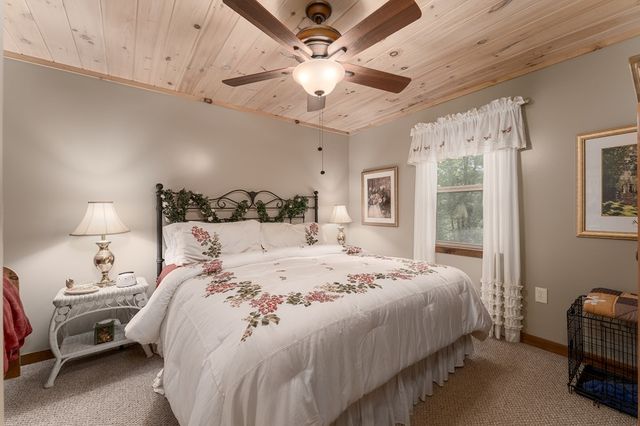 337 Branch Creek Road, Blue Ridge, GA 30513