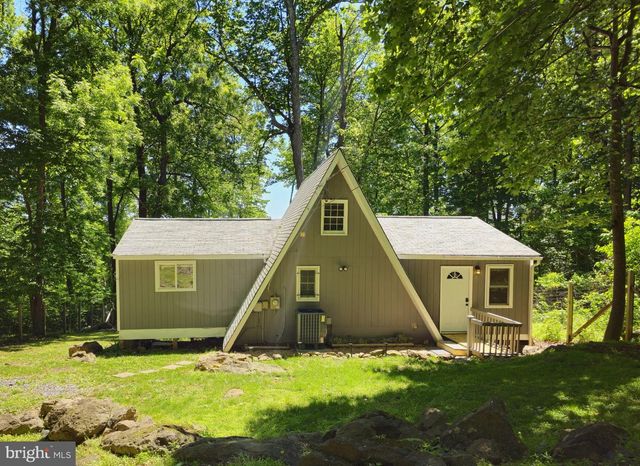 2628 HIGH TOP RD, Linden, VA 22642