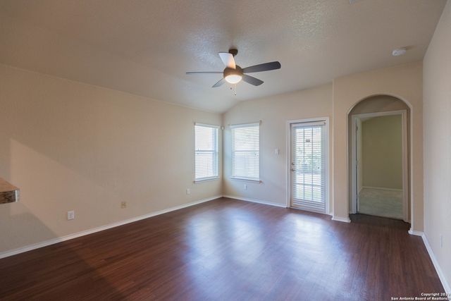 3815 Bogie Way, Converse, TX 78109