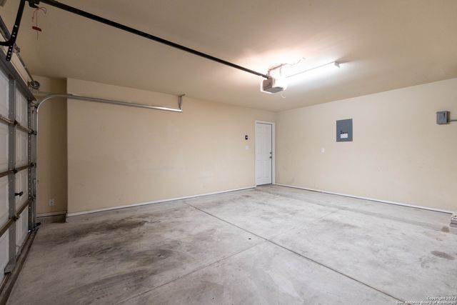 3815 Bogie Way, Converse, TX 78109