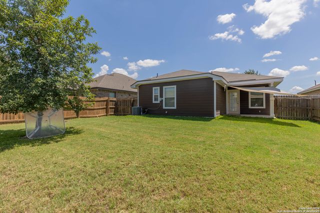 3815 Bogie Way, Converse, TX 78109