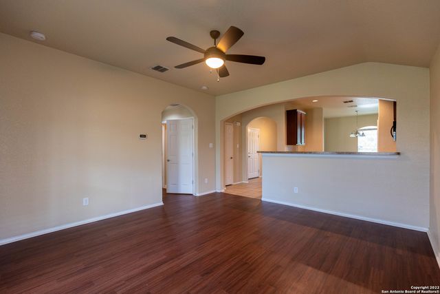 3815 Bogie Way, Converse, TX 78109