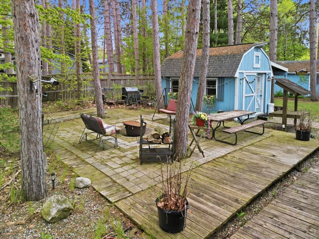 18648 Lawrence Drive, Stanwood, MI 49346