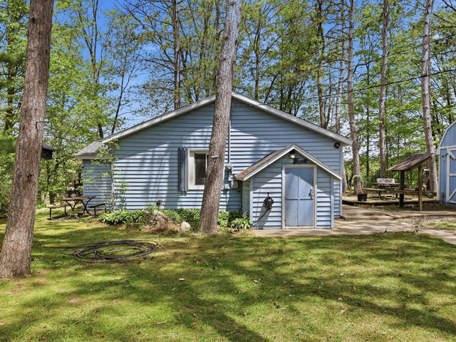 18648 Lawrence Drive, Stanwood, MI 49346