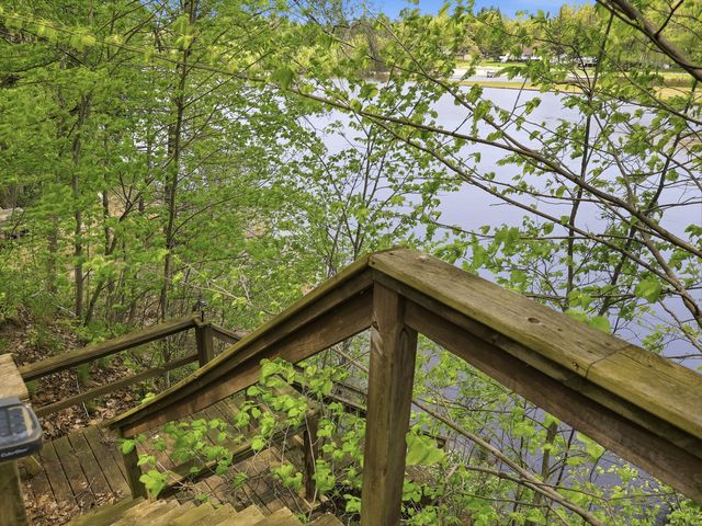 18648 Lawrence Drive, Stanwood, MI 49346