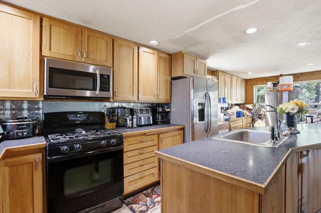 18648 Lawrence Drive, Stanwood, MI 49346