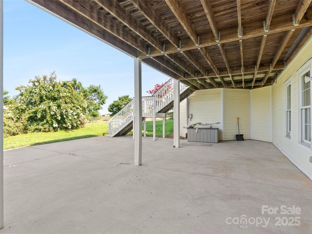 150 Rabbit Moffitt Road, Rutherfordton, NC 28139