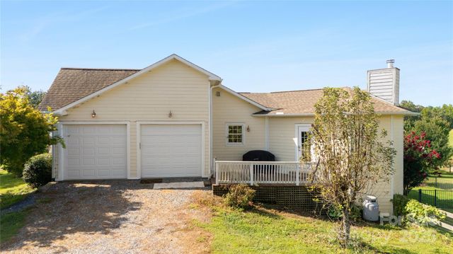 150 Rabbit Moffitt Road, Rutherfordton, NC 28139