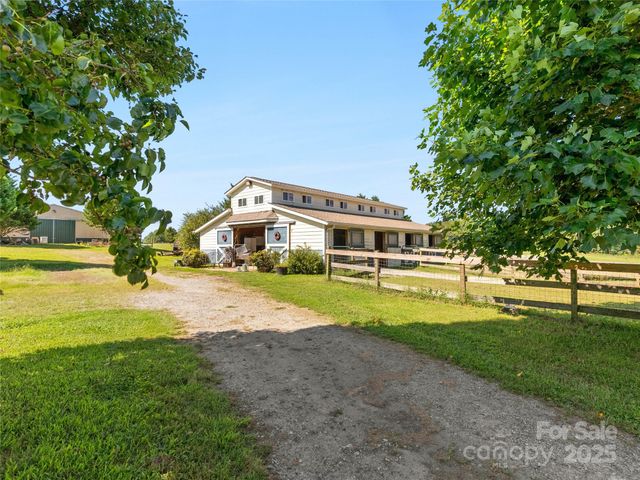 150 Rabbit Moffitt Road, Rutherfordton, NC 28139