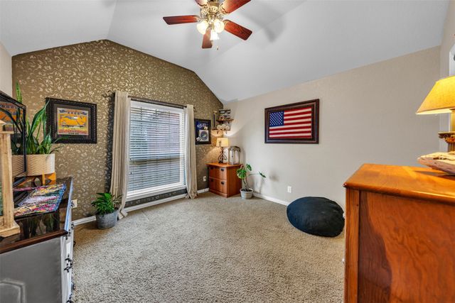 108 Lauren Court, Joshua, TX 76058