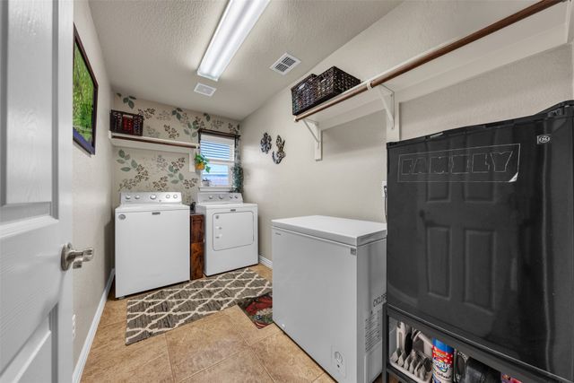 108 Lauren Court, Joshua, TX 76058