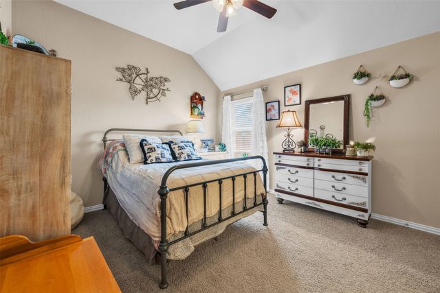 108 Lauren Court, Joshua, TX 76058