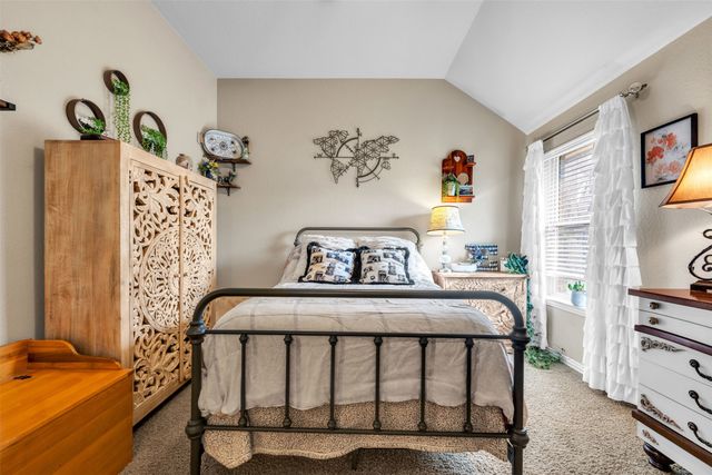 108 Lauren Court, Joshua, TX 76058